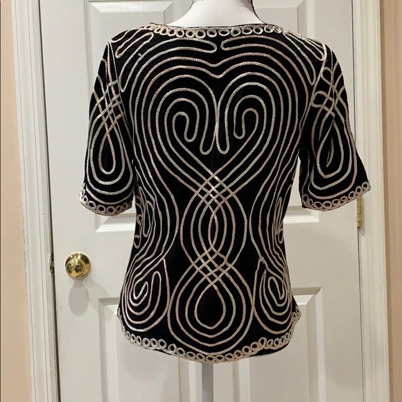 CLEARANCE Lauren Michelle embroidered top sz M/L - Picture 3 of 8
